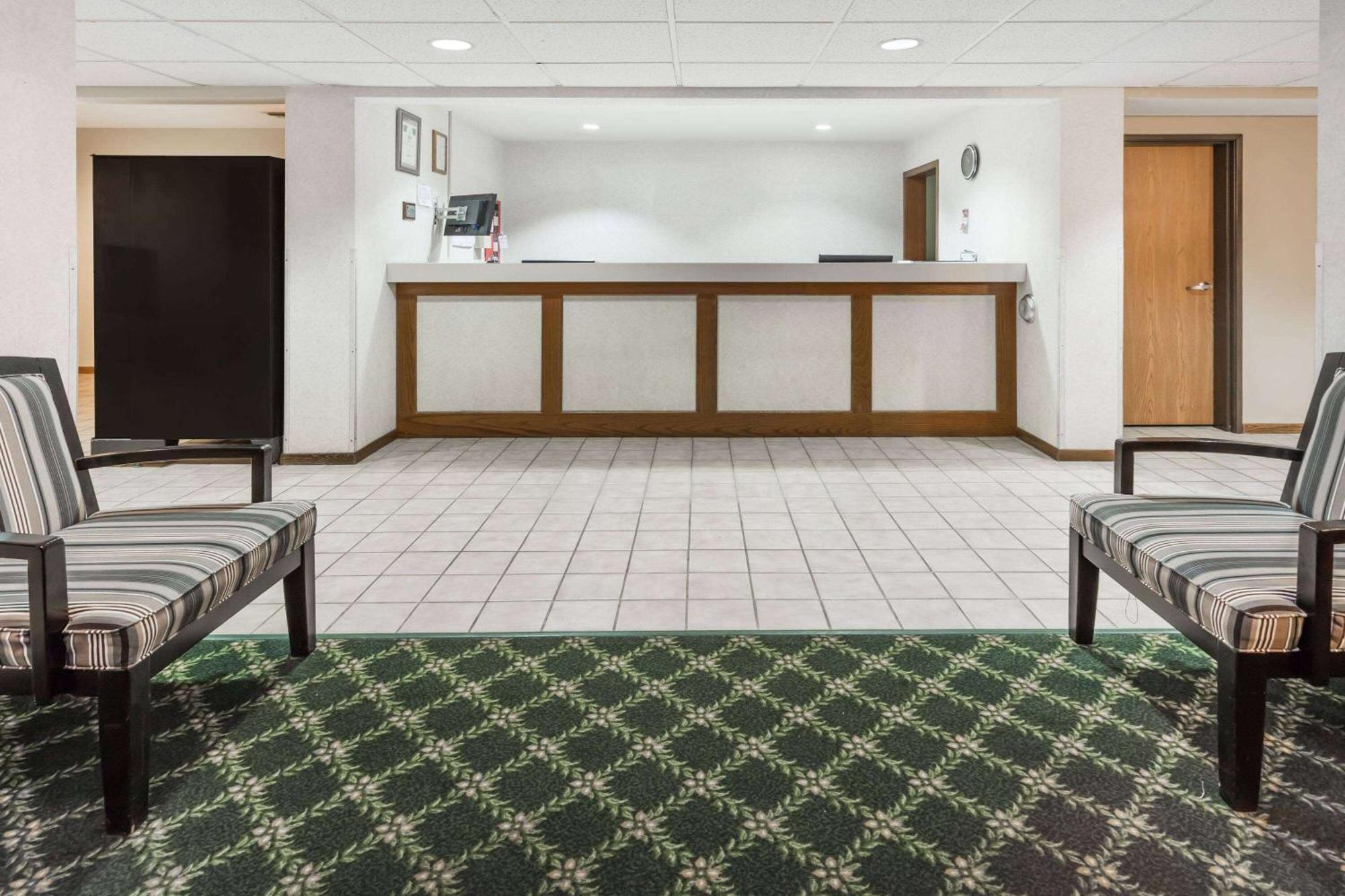 Americinn By Wyndham Columbus Wisconsin Kültér fotó