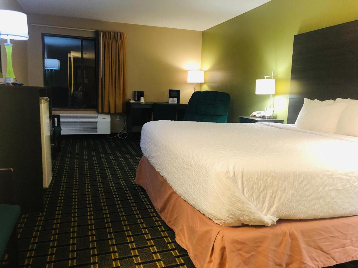Americinn By Wyndham Columbus Wisconsin Kültér fotó